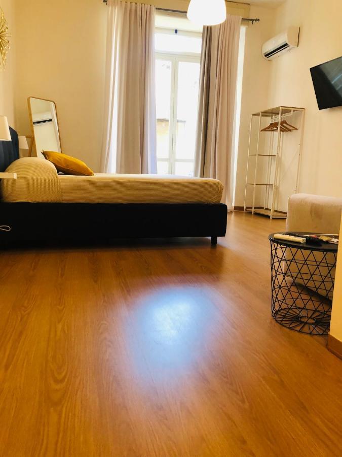 Bed and Breakfast Dimora Paladino Napoli Esterno foto